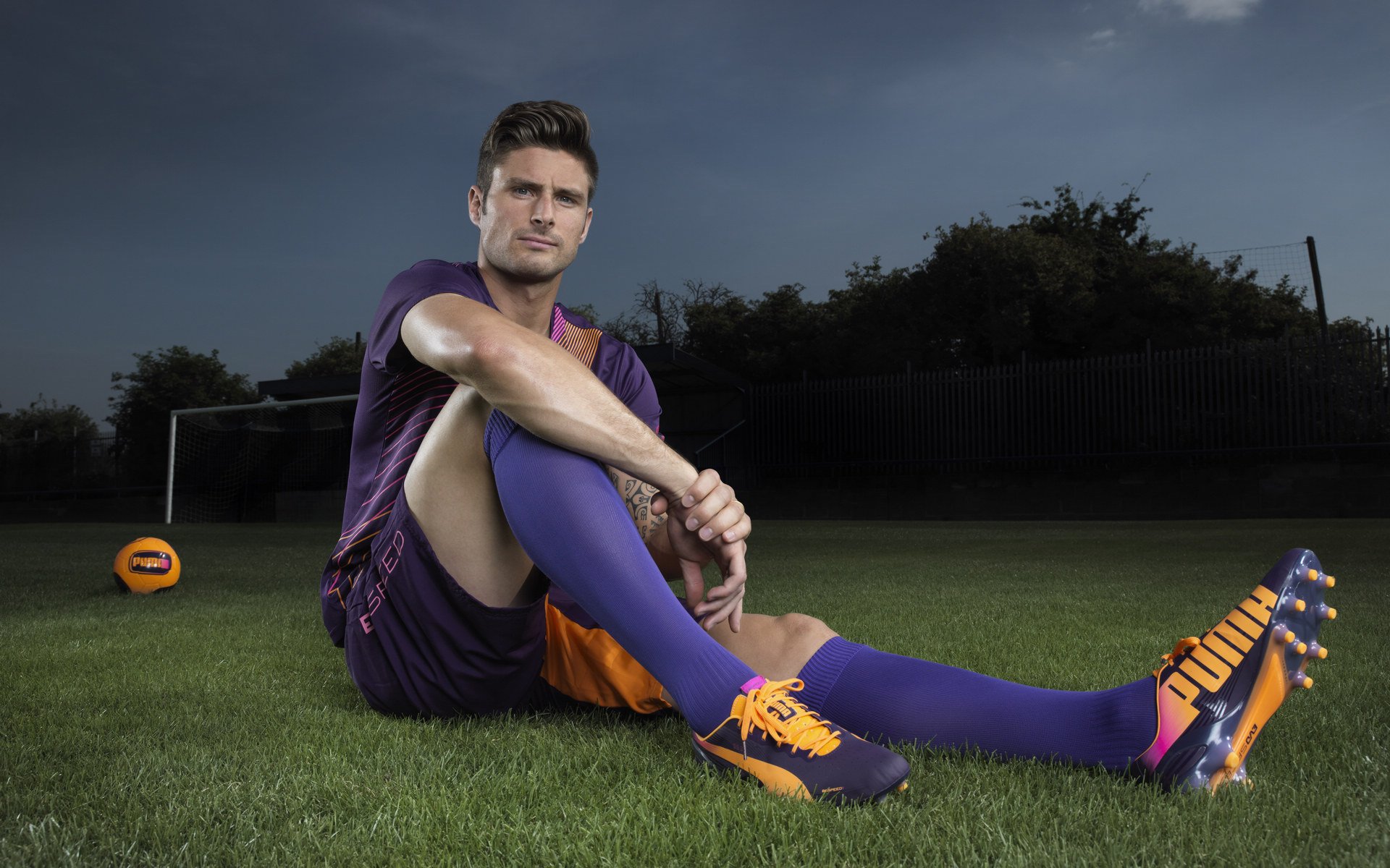 九游娱乐(jiuyou)官方网站-霍勒迪坦言防守端投入是胜利保障，霍勒迪主防库里